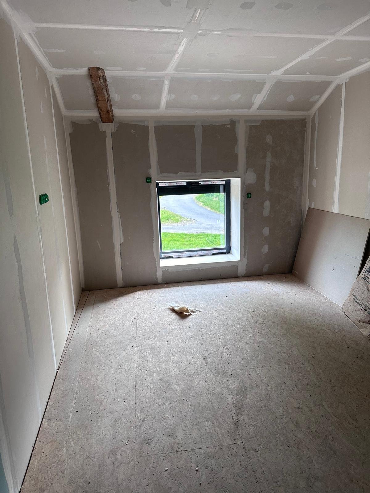 Chambre avant rénovation